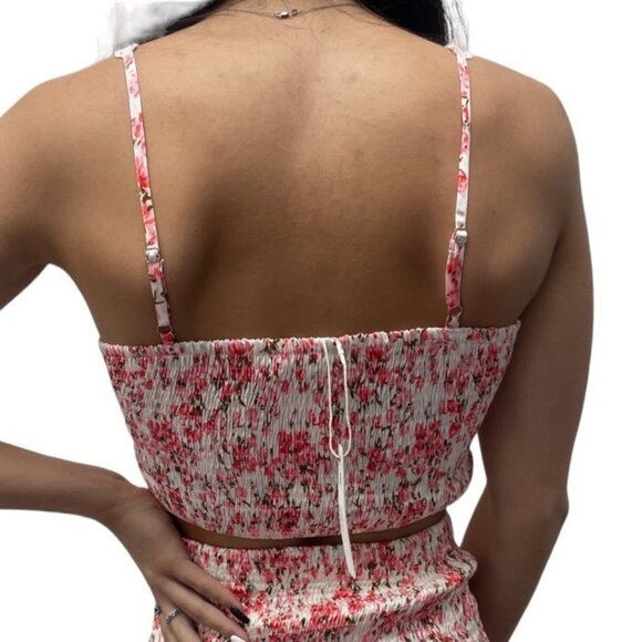 O.Vianca Floral Cropped Cami Tie Front Top and Mini Skirt Pink White Size Large - Picture 4 of 7